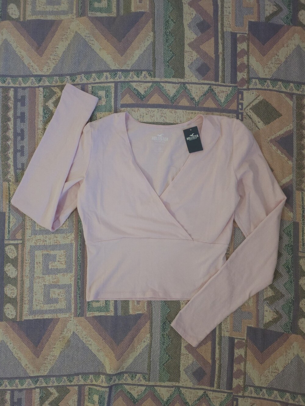 NWT Hollister Baby Tee Long Sleeve Size Medium